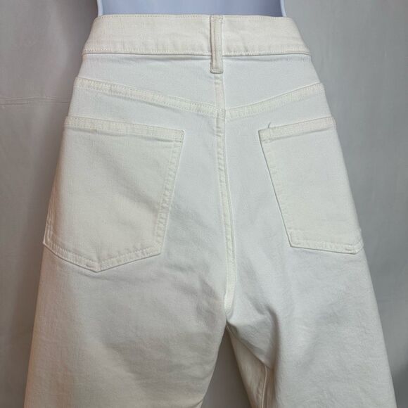 GAP White Girlfriend Mid Rise Jeans Size 6P - Picture 7 of 12